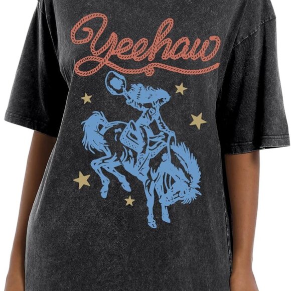 Western Shirts for Women Vintage Cowgirl Shirt Oversized Rodeo Cowboy Graphic Te - Picture 1 of 6